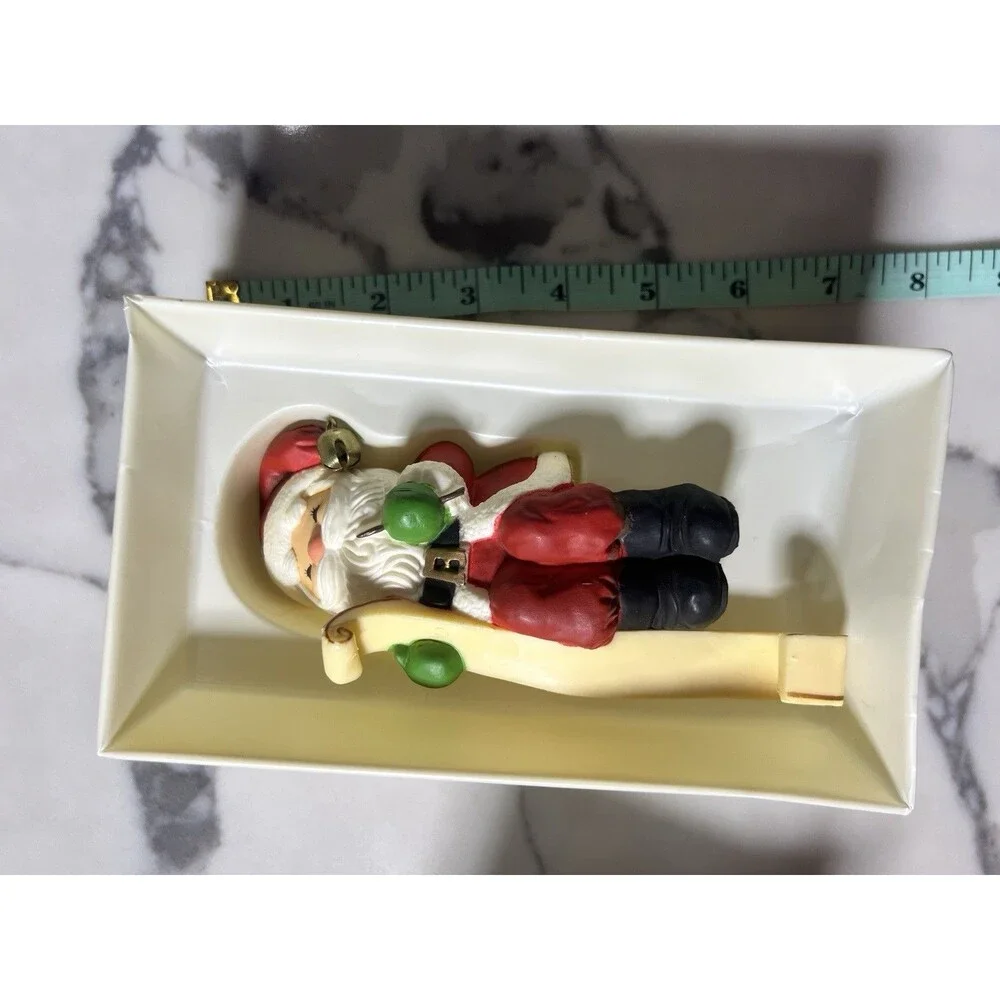 VTG Hallmark SANTA WITH CHRISTMAS LIST Stocking Hanger /Holder